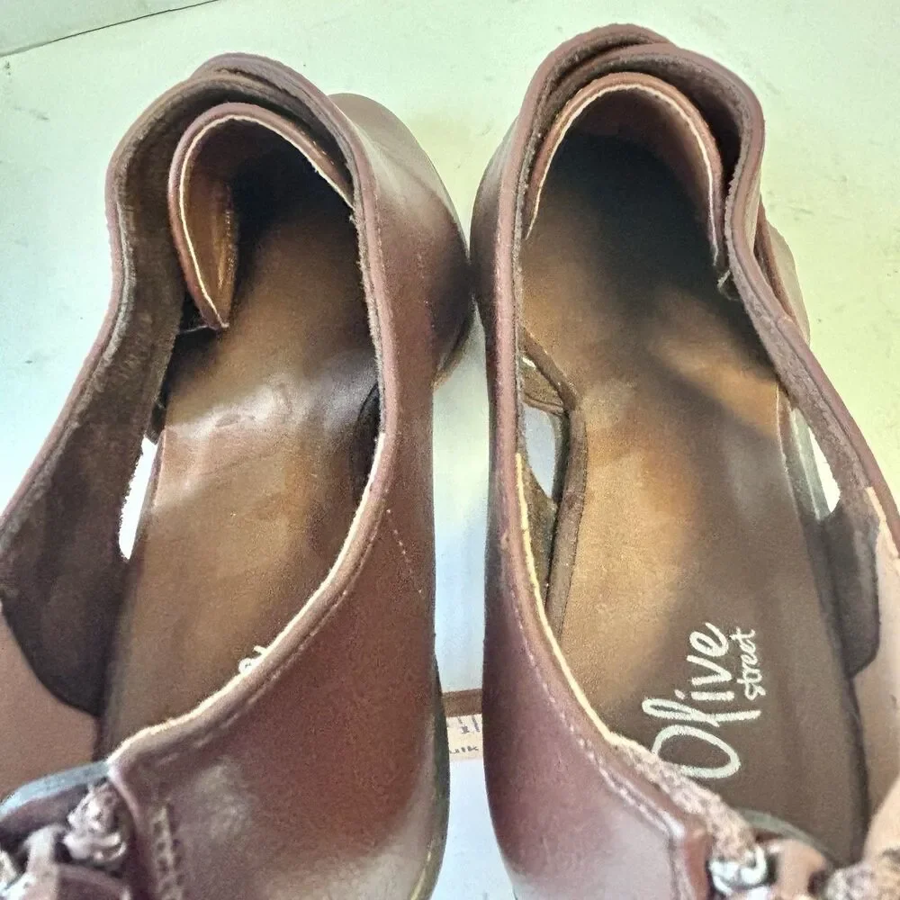 OLIVE STREET Charliee Brown Vegan Leather Flats Women’s 11 Slip On Open Sides